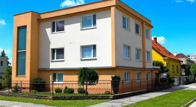 Villa Paris, Rezervovat Vila Hotely v Trnavský kraj s parkováním, Parkování