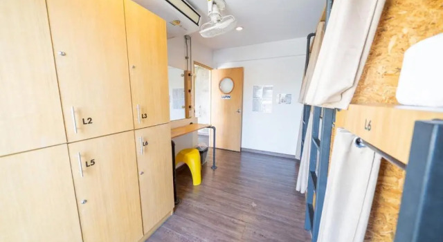 Кровать в общем номере (женский номер) Koenji Guest House & Bar Chiang Mai