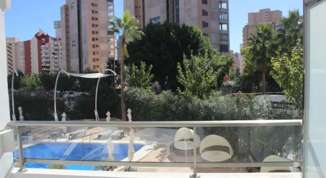 Студия Flamingo Beach Resort