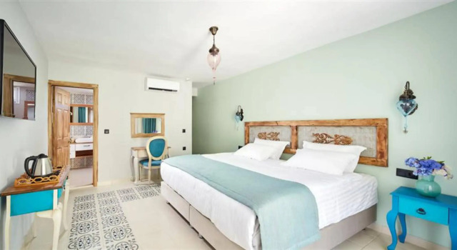 Solto Selimiye Hotel, Забронировать Отель Отели Селимие с бассейном, Бассейн