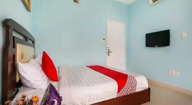 Номер Standard Nhật Hoàng Hotel Q4 -by BAY LUXURY