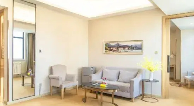 Люкс Deluxe Vienna International Hotel (Baotou Zhengxiang International Wanda Plaza Branch)