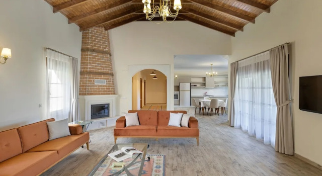 Вилла Luxury Kairos Hotel