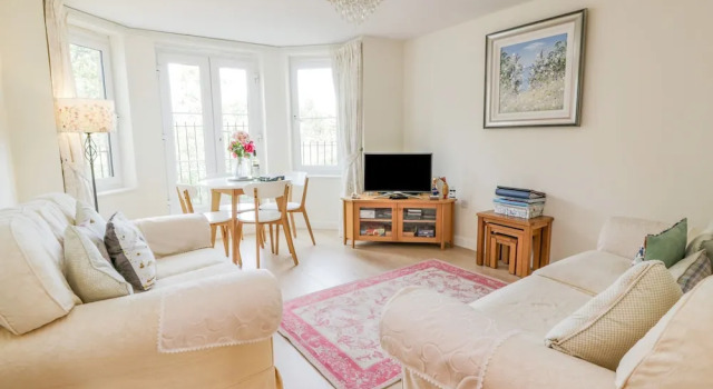 Коттедж Tweed Apartment