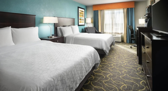Люкс Holiday Inn Express Hotel and Suites DFW-Grapevine by IHG