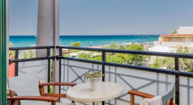 Двухместный номер Standard с балконом и с видом на море Phoenix Beach Hotel