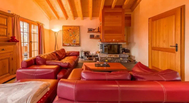 Chalet Le Troll - Nendaz, Prenota Chalet Hotel a Canton Vallese con parcheggio, Parcheggio
