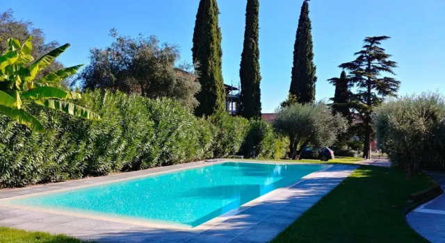 Corte Benaco by Wonderful Italy, Забронировать Отель Бизнес-отели озера Гарды, 4* 5*