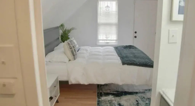 Private Studio Getaway near Museum District