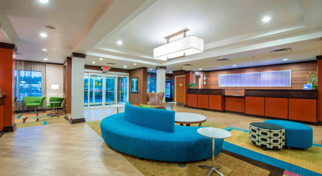 Fairfield Inn & Suites By Marriott Hinesville Fort Stewart, Reserva ahora Hotel Hoteles en Georgia con piscina, Piscina