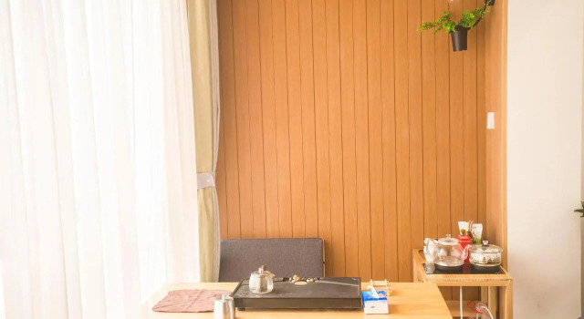 Locals Apartment Place 28