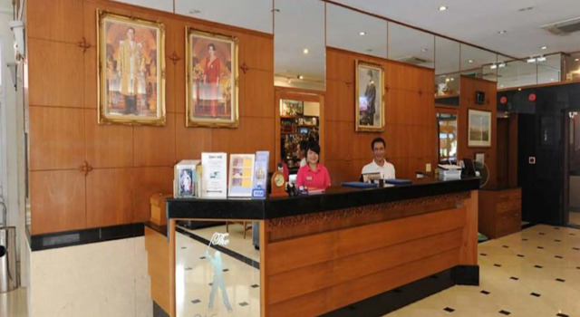 Whitehouse Condotel