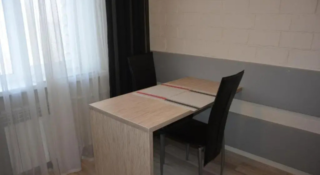 Lux na Litejnoj 17-A, Buchen Sie Hotel Hotels in Oblast Dnipropetrowsk mit Parkplatz, Parkplätze