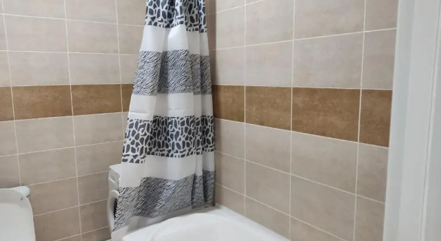 Assalom Apartment 4
