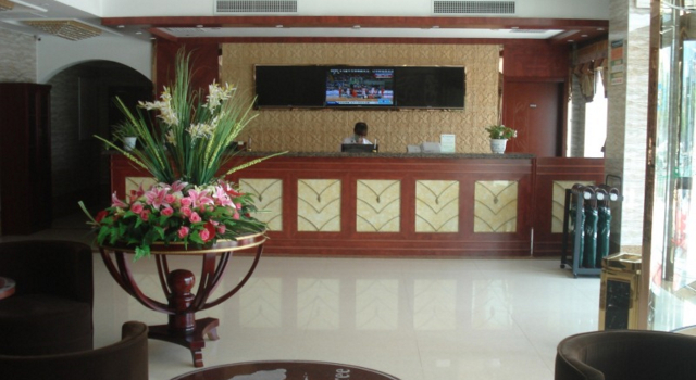GreenTree Inn Luan Huoshan Yingjia Avenue Business Hotel, Prenota Hotel Hotel a Anhui con parcheggio, Parcheggio