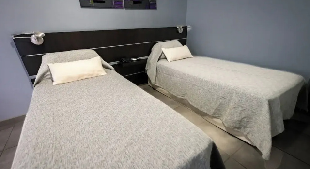 Двухместные апартаменты Classic с балконом Kube Apartments Express