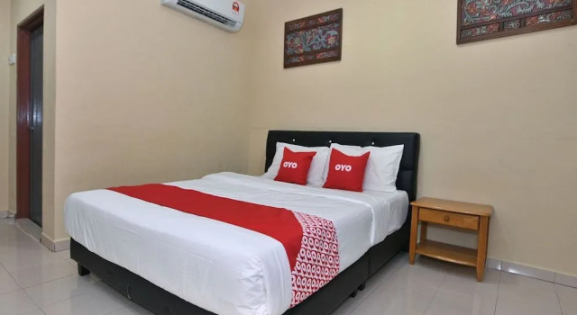 OYO 43986 Tok Jah Guest House, Boek Pension Pantai Cenang 