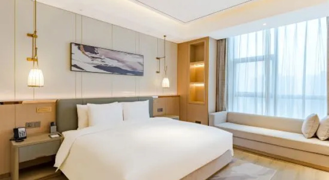 Люкс Executive LeFuQiang JiaYue Hotel FuYang