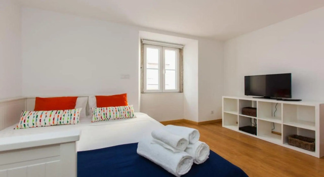 Lisbon City Sweet Studio