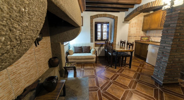 Apartamentos La Solana de Monfragüe, Book Apartment Hotels in Extremadura with a Pool, Swimming Pool