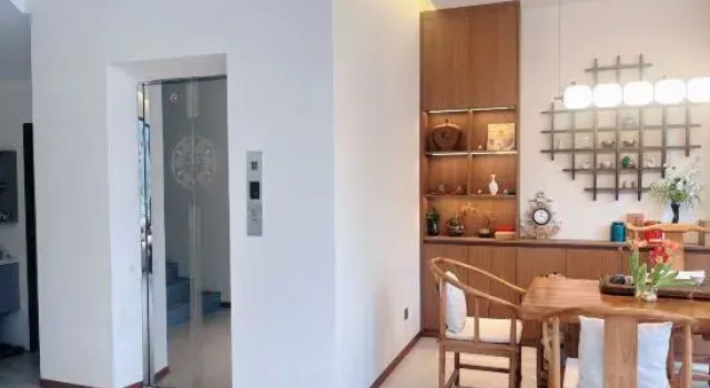Mountain ballad small building homestay (Mingshi Garden Store), Prenota Hotel Hotel a Chongzuo con parcheggio, Parcheggio