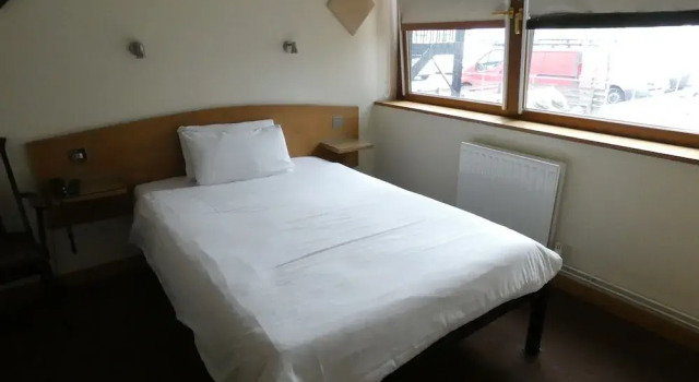 Hounslow Central Hotel, Забронировать Отель Хаунслоу Middlesex