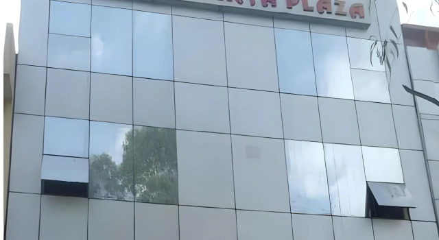 Hotel Surya Plaza, Забронировать Отель Отели Нью-Дели с парковкой, Парковка
