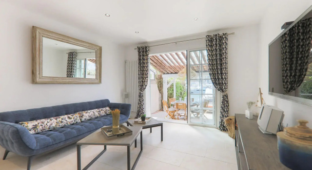 Attractive Holiday Home in Port Grimaud With Jetty
