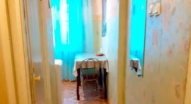 Kvartira51 ul. Knipovicha 33/2, Đặt Căn hộ Khách sạn ở Murmansk có chỗ đỗ xe, Bãi đậu xe