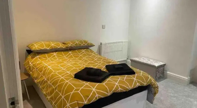 Superb Flat @ Market Street - 62B