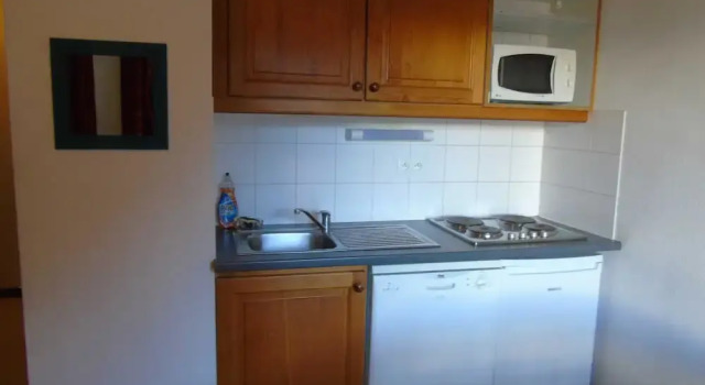 Lou Services Apartment G22 LSI 001