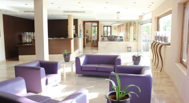 Hotel Puerto Mar