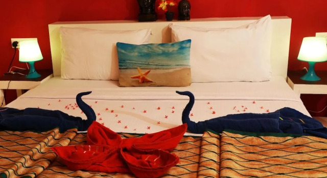 Phoenix Island Resort, Rezerwuj Ośrodek wypoczynkowy Poovar Nowe Delhi