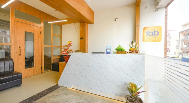 Fabhotel Flying Kiwi, Varaa Hotelli Mohali Punjab