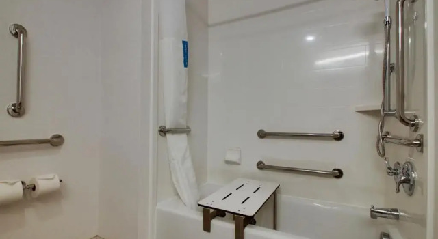 Номер Standard Hampton Inn Sneads Ferry Topsail Beach