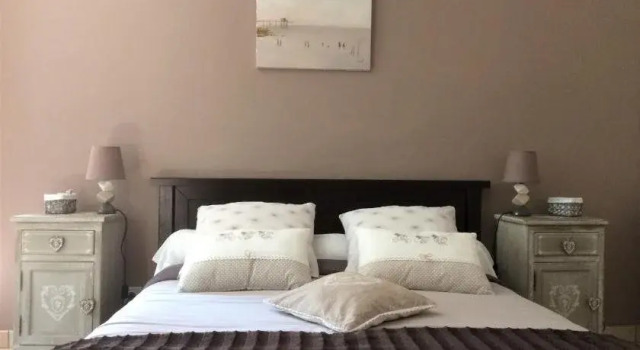 Chateau Haut Baron, Rezerwuj Hotel Hotele w Saint-Estephe z parkingiem, Parking
