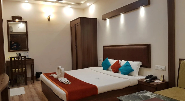 Hotel Harsh Ananda