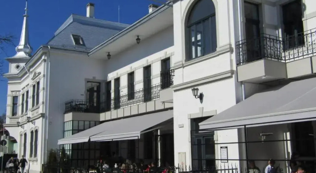 Апартаменты The Bricks 1903 Lofts - Central Bistrita