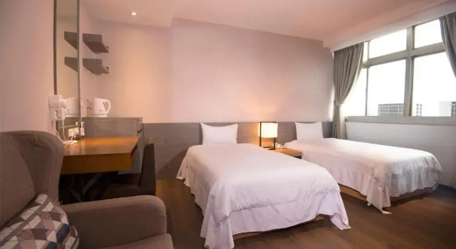 Двухместный номер Standard Asia Emperor Hotel