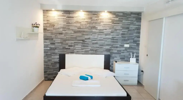 Apartments Hajdi, Book Lejlighed Hoteller i Split Region med parkering, Parkering