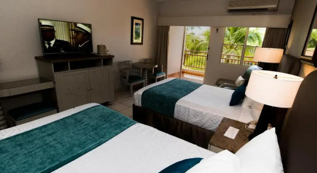 Четырёхместный номер Standard Rincon of the Seas Grand Caribbean Hotel