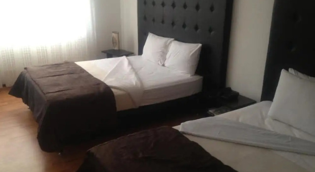 Трёхместный номер Standard c 1 комнатой Hotel Dorado Plaza Bogota