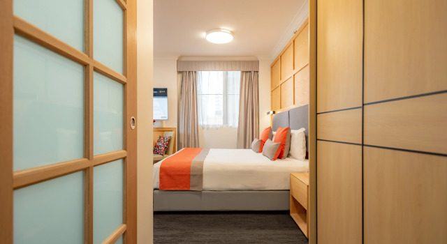 YEHS Hotel Sydney Harbour Suites