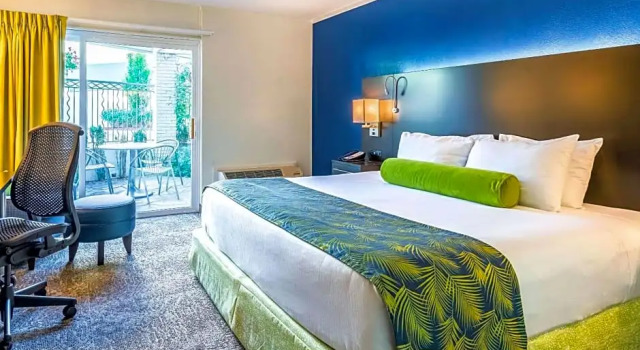 Двухместный номер Standard с видом на внутренний двор Oasis Hotel and Conv Center, an Ascend Collection Hotel