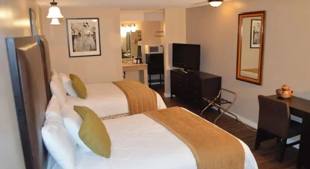 Номер Superior Home Away Inn LLC Laramie
