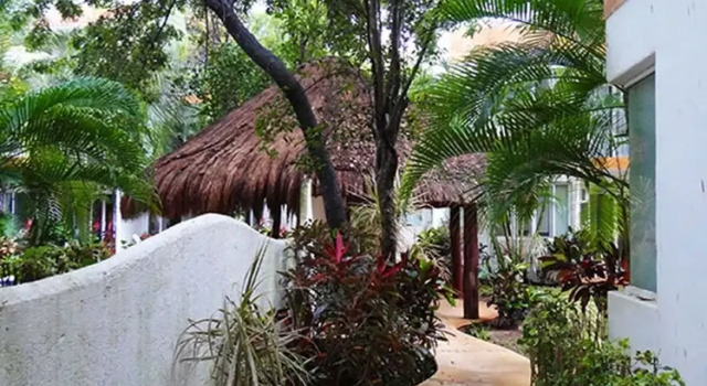 La Concha by ChezPlaya