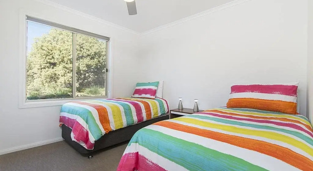 32 west B&B, Book Bed and Breakfast  