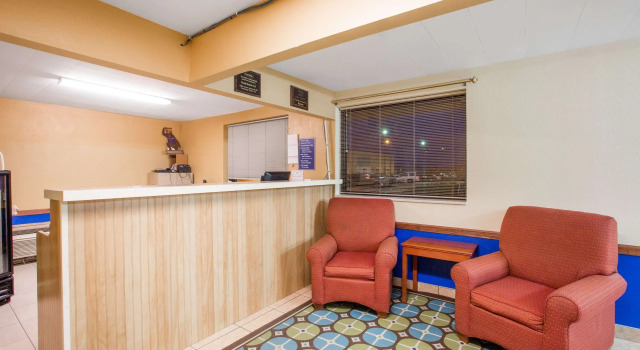 Frontier Inn, 预订 酒店 Great Bend 堪萨斯州