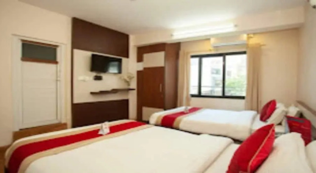 Номер Standard MeroStay 022 Hotel Royal Kusum