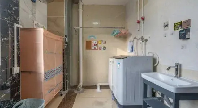 Xi Fali Hotel (Nanning East Railway Station Jinqiao Bus Station), Rezerwuj Hotel Hotele w Nanning z parkingiem, Parking